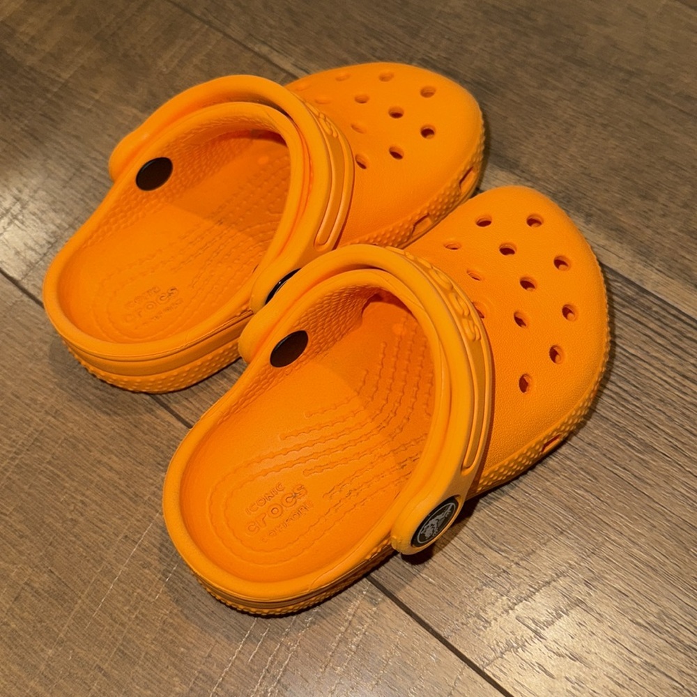 CROCS Kids Shoes in Bright Orange
